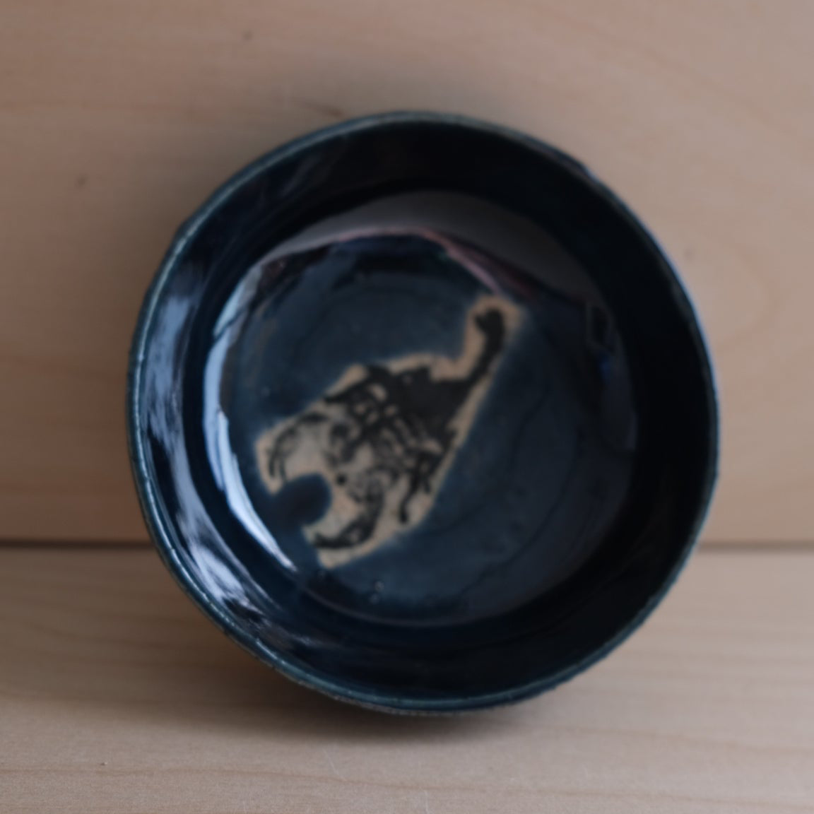 'Scorpius" ring dish